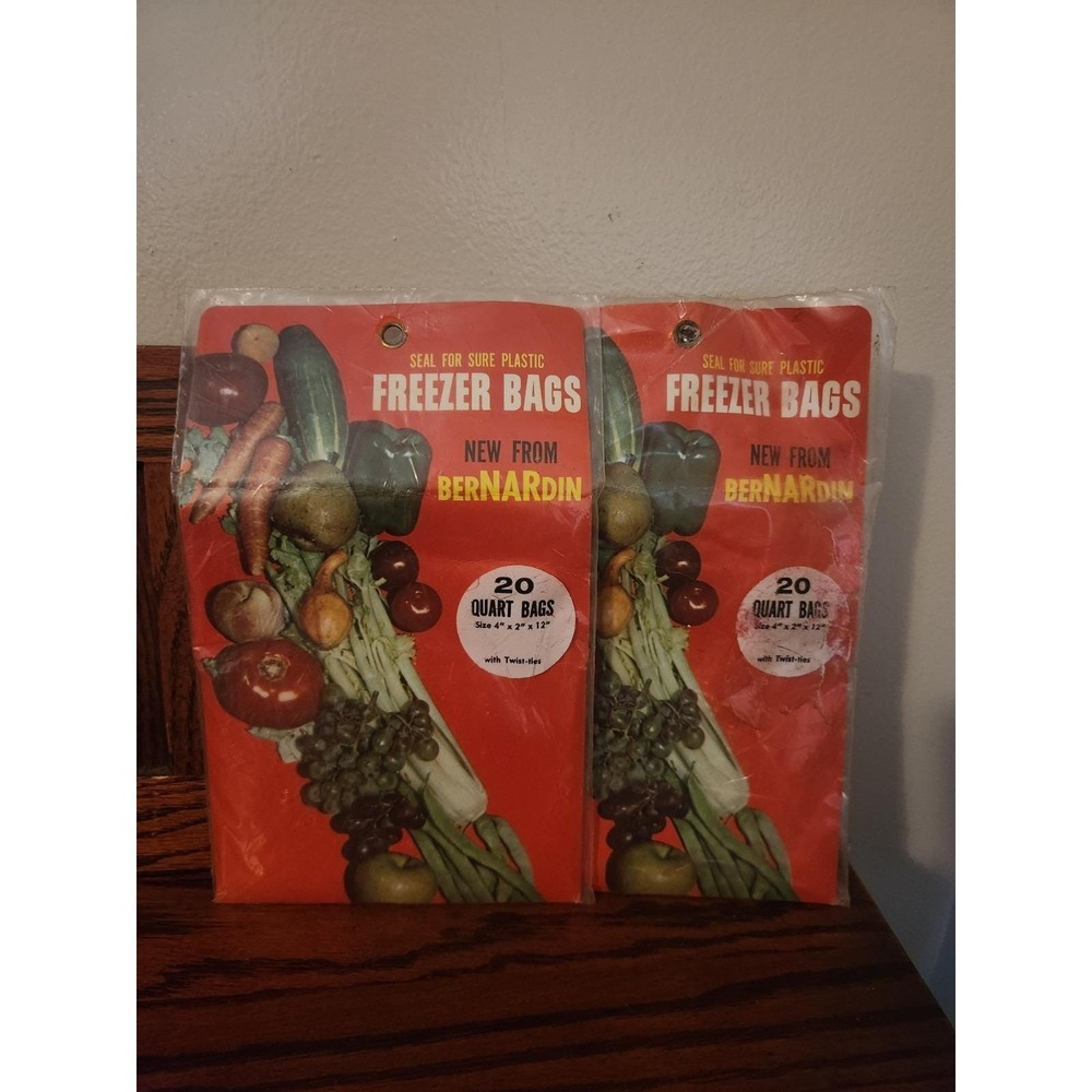 Lot Of 2 Vintage BerNARdin One Quart Freezer‎ Bags w Ties 40 Bags Total USA
